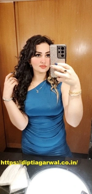 Call Girls in Connaught Place